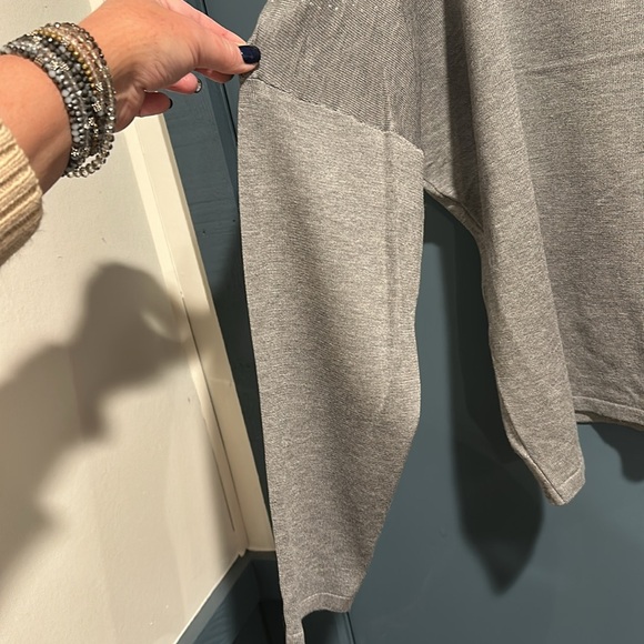 Stitch count Silver/ Gray Sweater.  
Size XL, NWOT - Picture 4 of 6